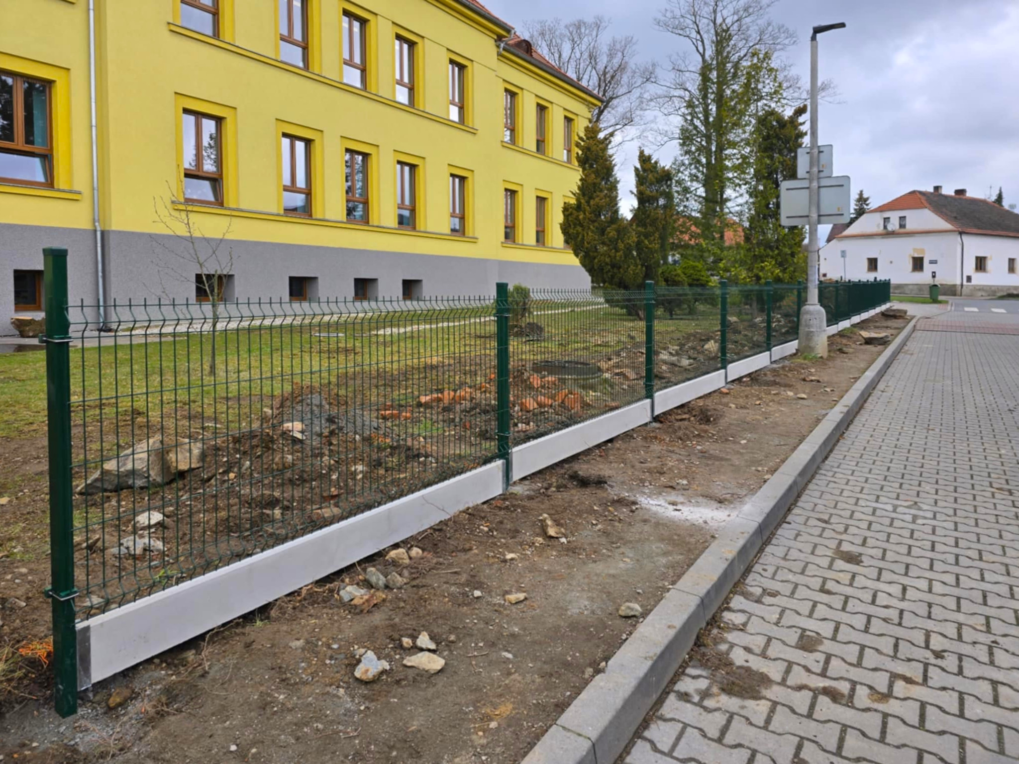 d53d145a-5459-4063-bd22-377f334ff390